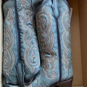 Circle G Teal Embroidered Heeled Boots